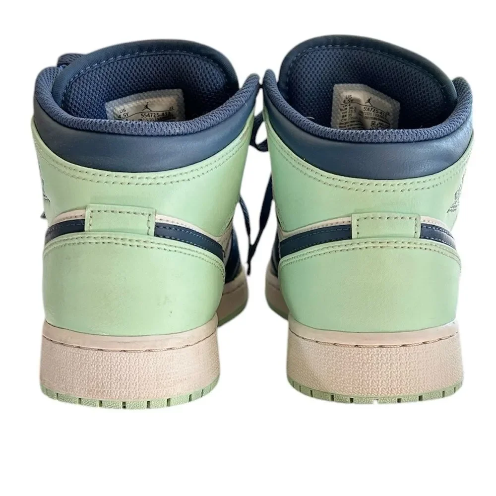 Nike Air Jordan 1 Old School Retro Blue and Light Green High Tops Size 4.5Y W6